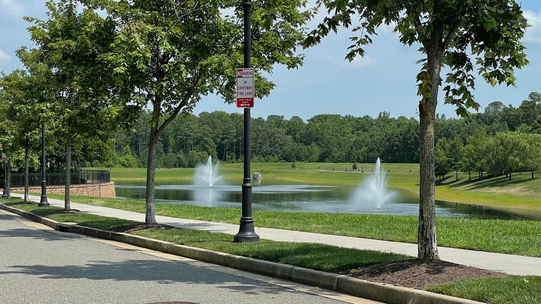 Building Photo - 115 Wellie Hl Pl