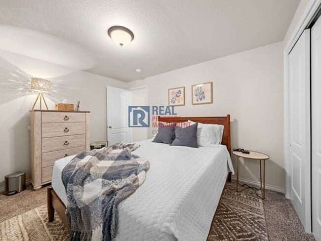 Building Photo - 20231 Melanie Ann Ct