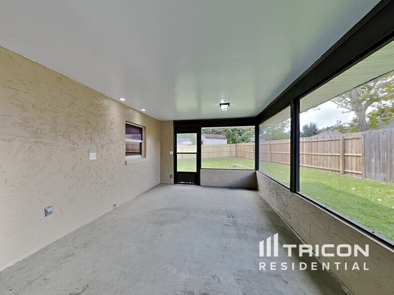 Building Photo - 14007 Annhurst Ct