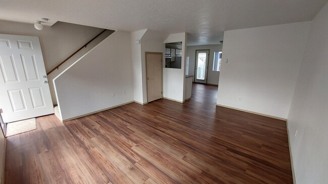 Building Photo - 160 N 7th St