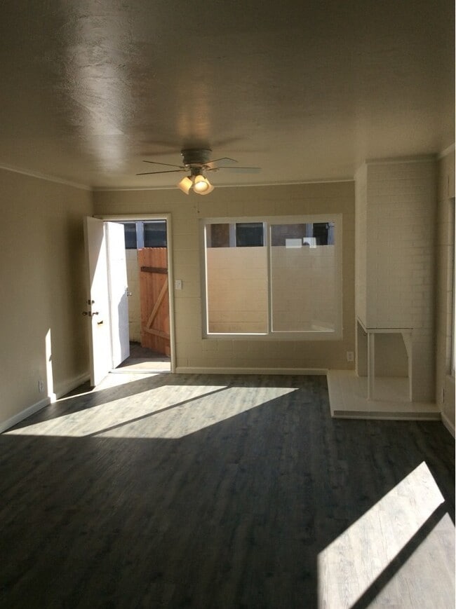 Building Photo - APPLY FOR THIS BEAUTIFUL HOME TODAY!