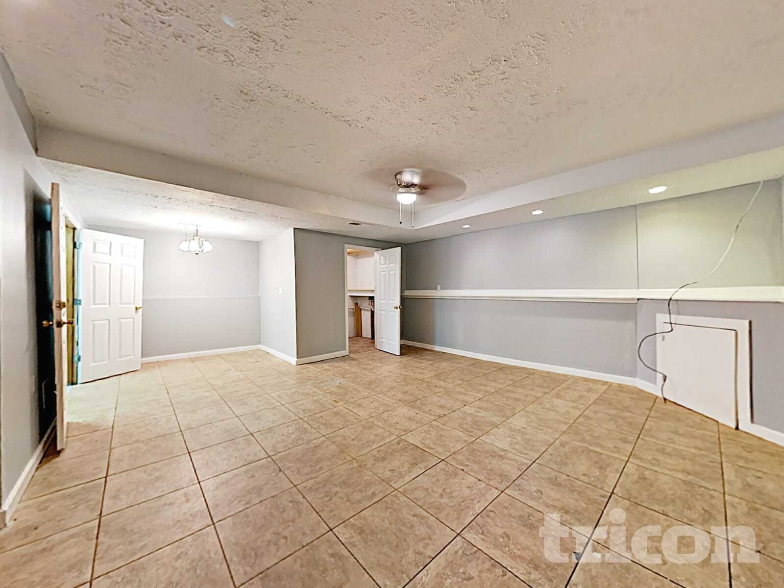 Building Photo - 237 Sweetwater Pkwy
