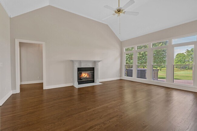 Building Photo - 375 Natchez Trace Ct