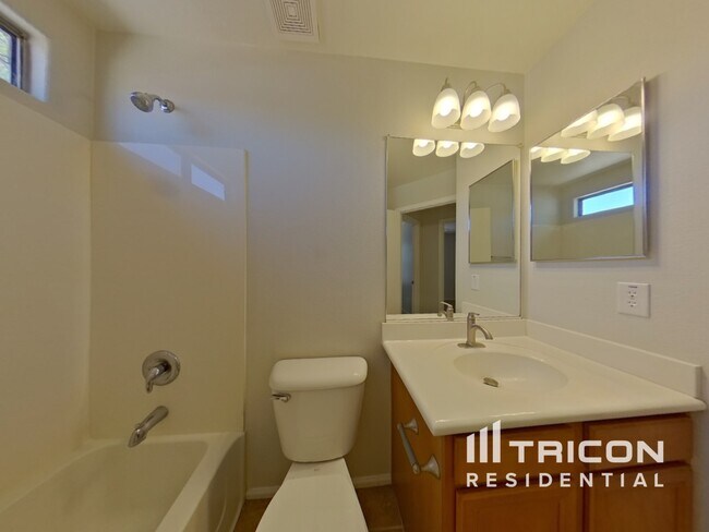 Building Photo - 21308 Howell Dr