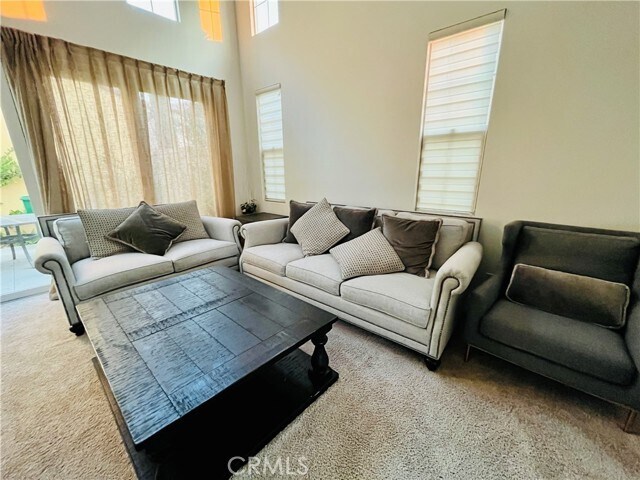 Building Photo - 186 Augustine