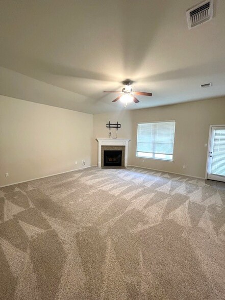 Building Photo - 6512 La Sol Ln