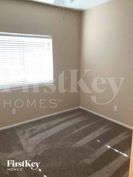 Building Photo - 4614 W Fortune Dr