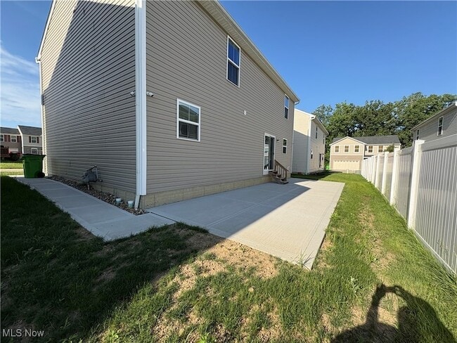 Building Photo - 3366 Wind Song Ln