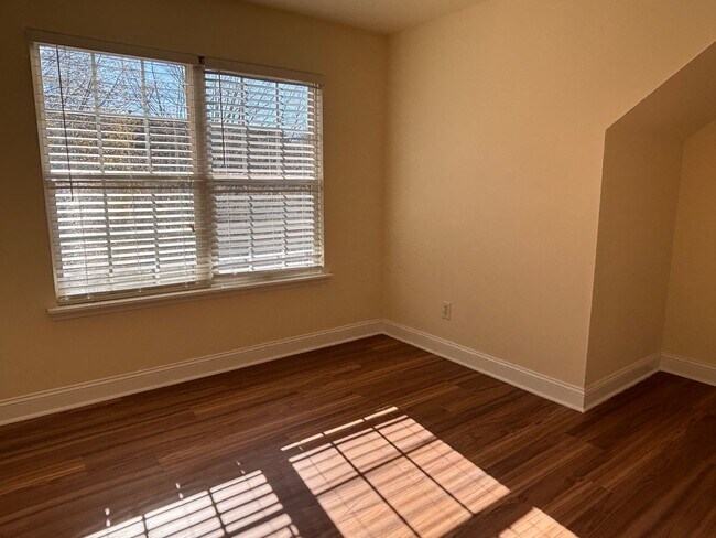 Building Photo - 3 bedroom 2.5 bath in Covington at Providence