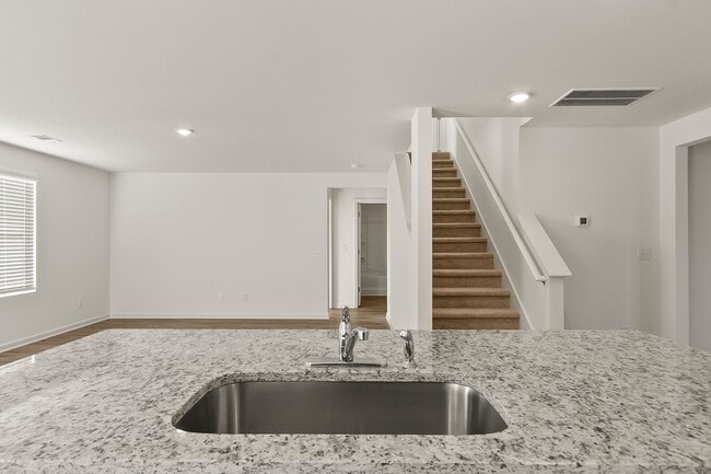 Building Photo - New Construction in the Heart of Northport - Available Now