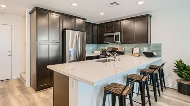 Primary Photo - Bright & Modern 3-Bed Townhome in 89166