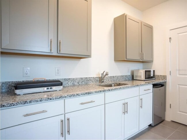 Building Photo - 12506 Westhaven Oak Dr