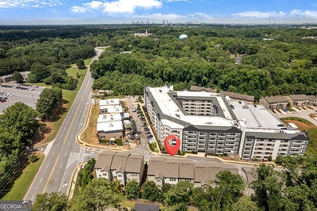 Building Photo - 720 Avondale Hills Dr