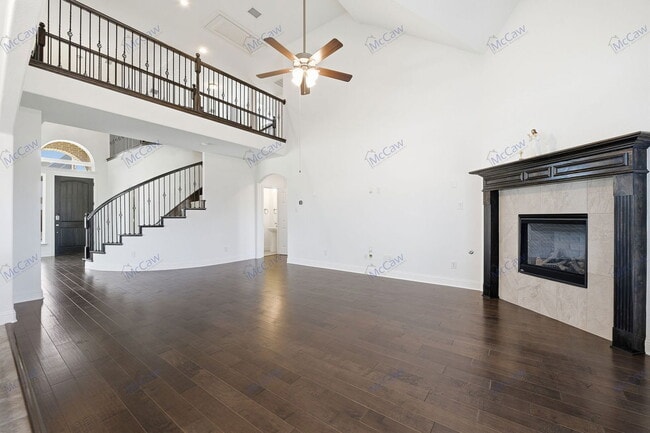 Building Photo - 6700 Palmdale Ln