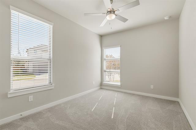 Building Photo - 1720 Foxtail Dr