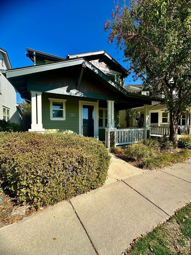 Building Photo - 8365 E 22nd Ave