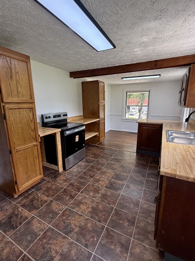 Building Photo - 1135 KY-519
