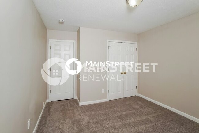 Building Photo - 2 Bedroom Pet-Friendly Home in Louisville,...