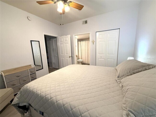 Building Photo - 10764 70th Ave N