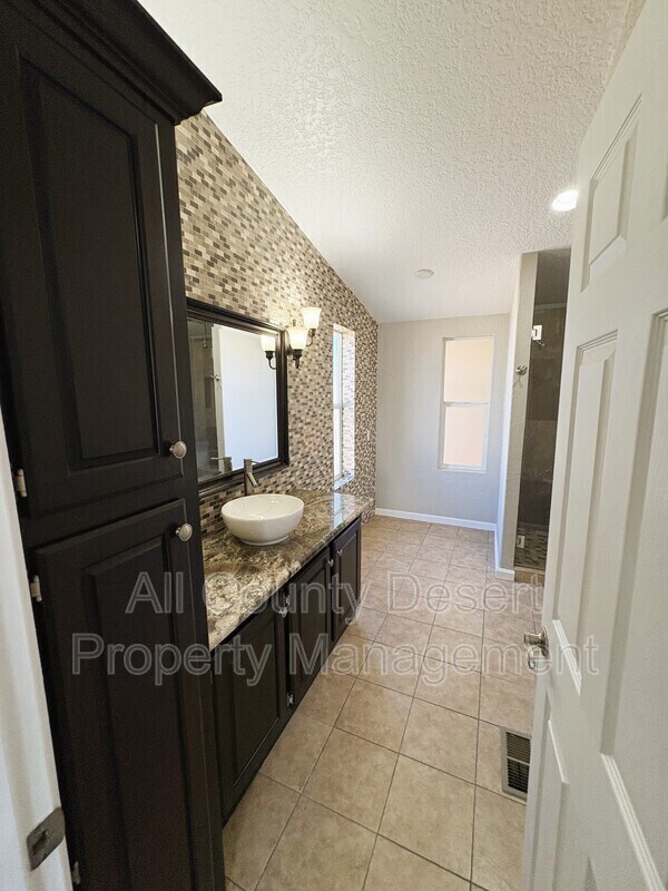 Building Photo - 43155 Portola Ave