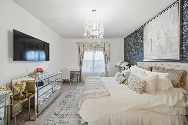 Building Photo - 3525 Colorado High Ave