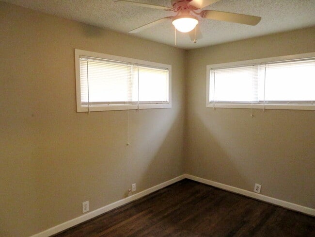 Building Photo - House Located Minutes From Medical District & Texas Tech Campus!