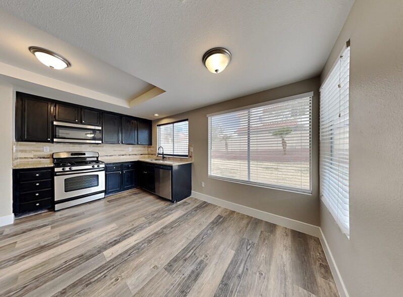 Building Photo - 5753 Indian Ridge Dr