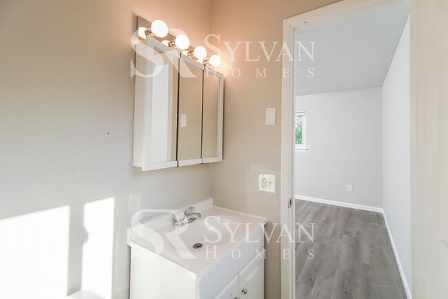 Building Photo - Rest. Relax. Recharge. Home awaits!