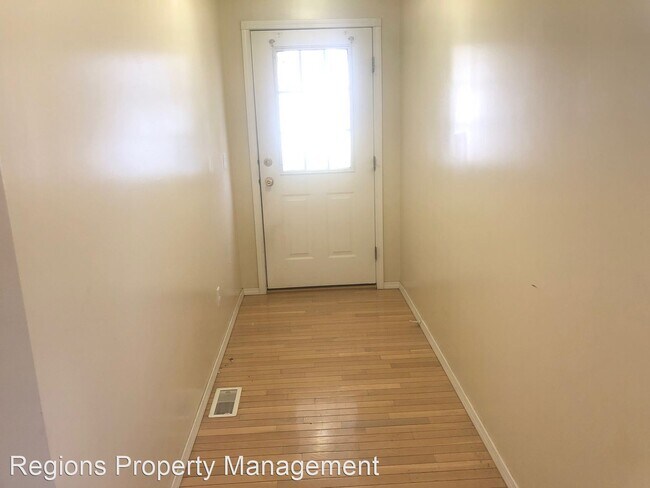 Building Photo - 3 br, 2.5 bath House - 1229 Beacon Hill Court