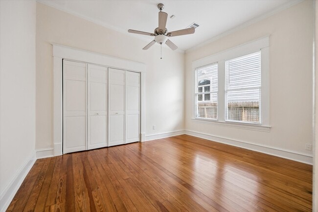 Building Photo - 1847 Cortlandt St