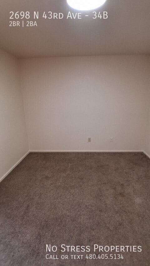 Building Photo - 2698 N 43rd Ave