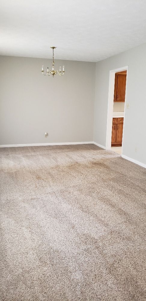 Building Photo - Home in Golden Springs