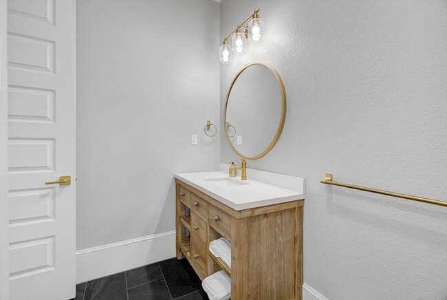 Building Photo - 2206 The Strand