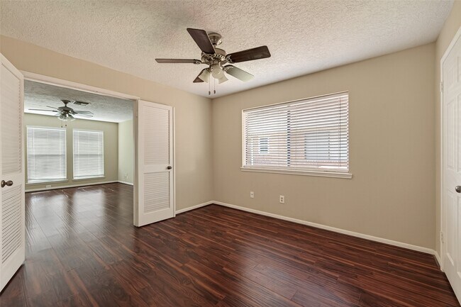 Building Photo - 14703 Stanbridge Dr