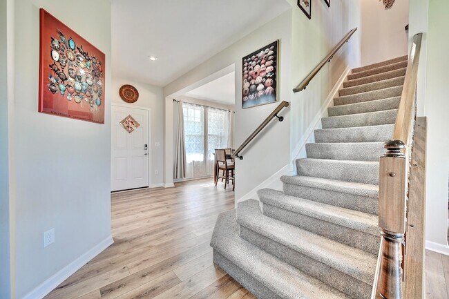 Building Photo - 19 Mel Lawn Dr