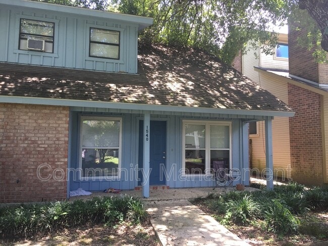 Primary Photo - 1540 Sharlo Ave