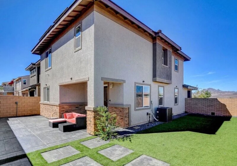 Building Photo - 229 Sul Ponticello Ave