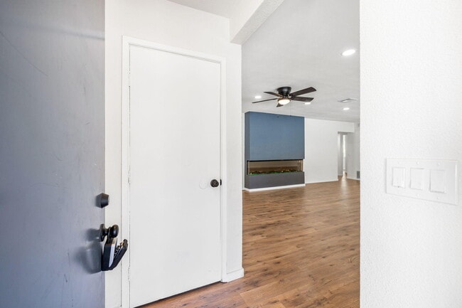 Building Photo - 51480 Avenida Obregon