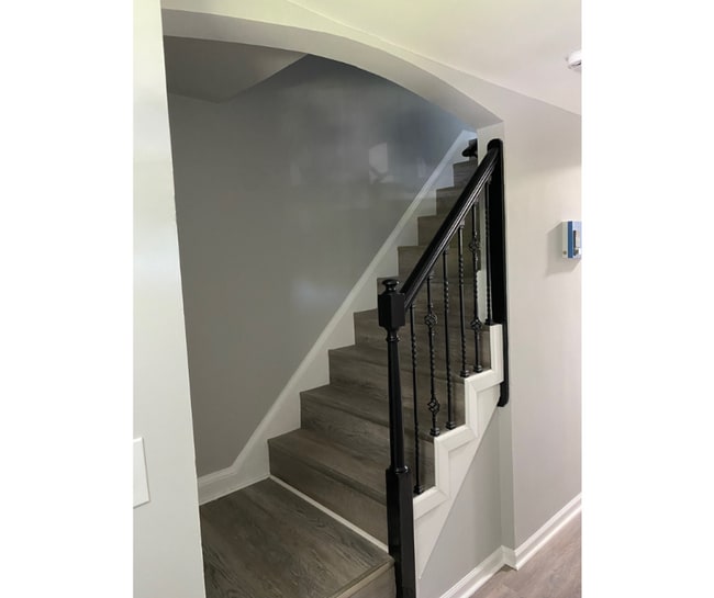 Building Photo - 1212 Sherwood Ave