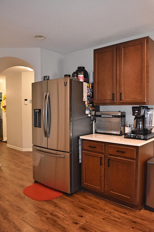 Building Photo - 461 Fanny Ann Way