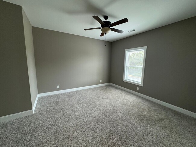 Building Photo - 1285 Enterprise Dr