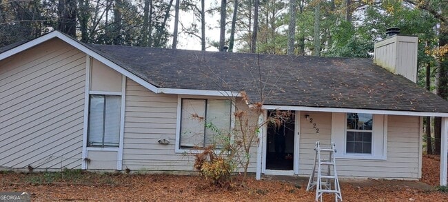 Building Photo - 222 Peartree Ln