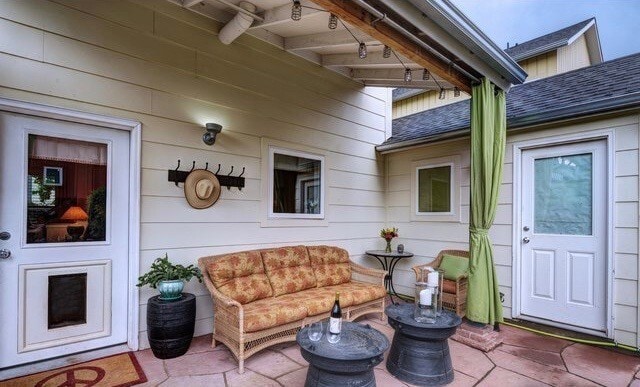 Building Photo - Modern HOLIDAY Home on Corner Lot in North Boulder!