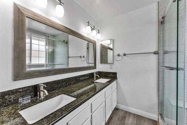 Building Photo - 1037 Sunset Blvd