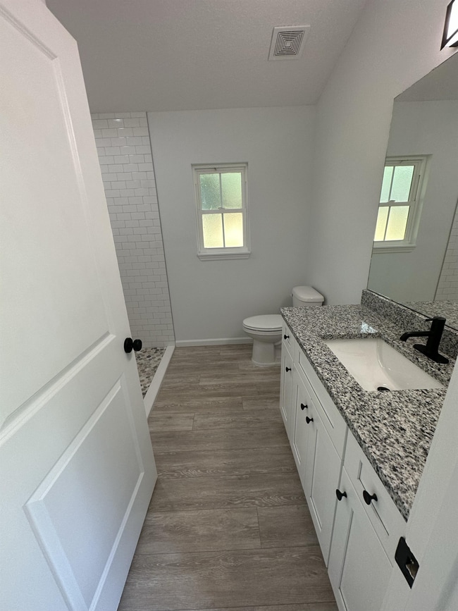 Building Photo - 231 Monterey Ave