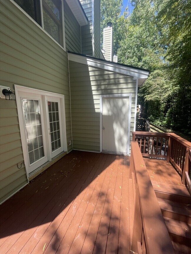 Building Photo - 6140 Loch Laural Ln