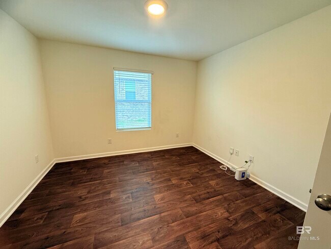 Building Photo - 11655 Elemis Dr