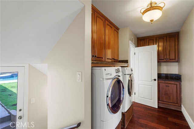 Building Photo - 1011 S Montezuma Way