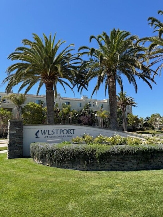 Building Photo - 4324 Tradewinds Dr