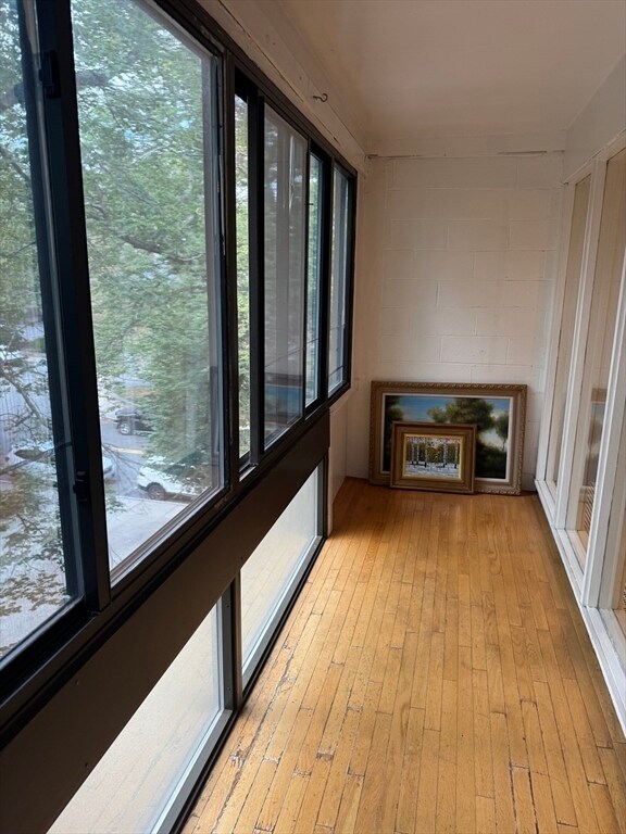 Building Photo - 8 Juniper St